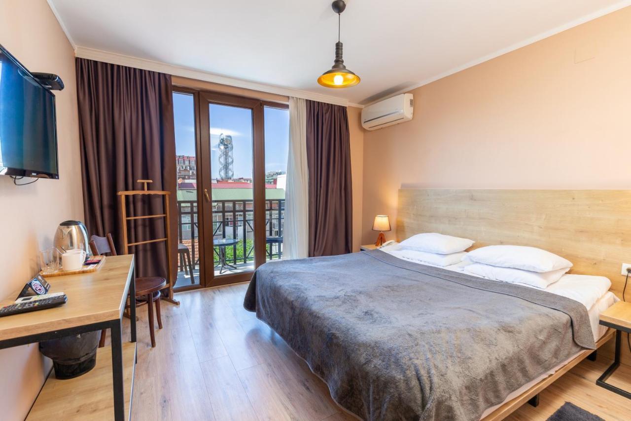 N16 3* Batumi
