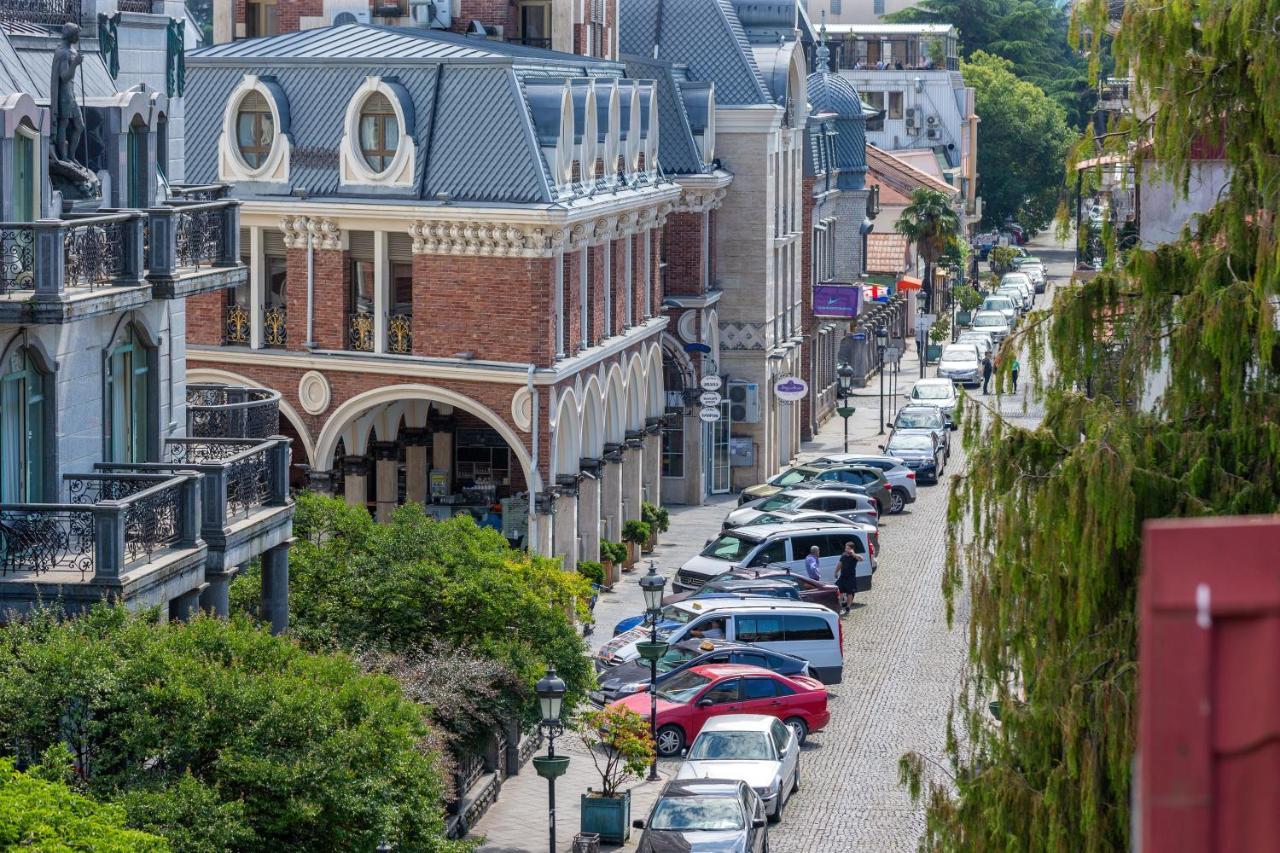 N16